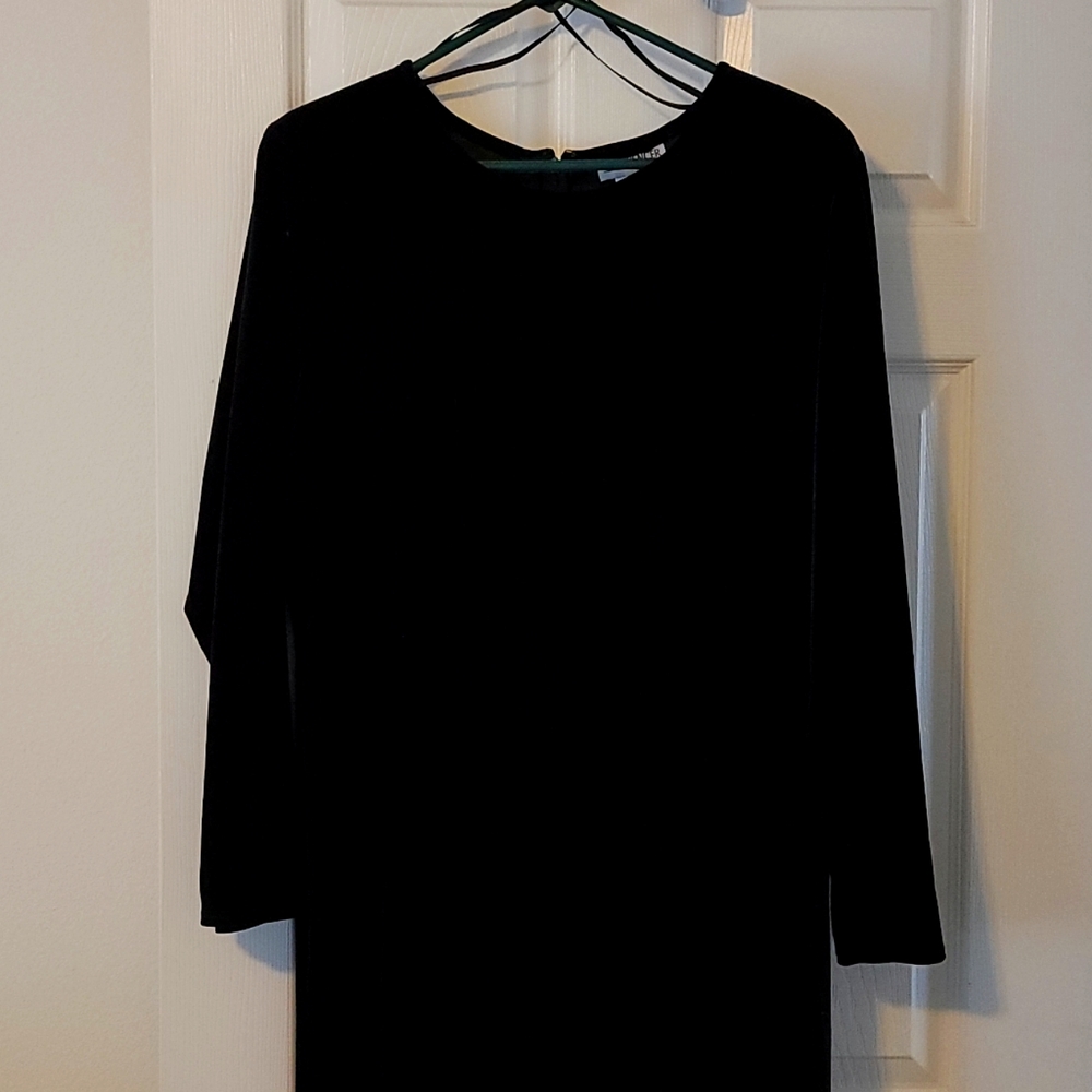 KC Spencer LS Long Velour dress